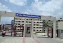 सोमवार को मेडिकल कॉलेज से 9 कोरोना पेशंट स्वस्थ होकर अपने घर पहुंचे