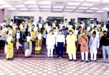 रतलाम जिले में भी वनाधिकार उत्सव मनाया गया ,325 हितग्राहियों को वन अधिकार पत्र प्रदान किए गए