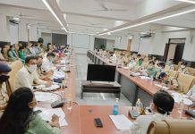 कलेक्टर ने पुलिस तथा राजस्व अधिकारियों की संयुक्त बैठक में कानून व्यवस्था की समीक्षा कर दिशा निर्देश दिए
