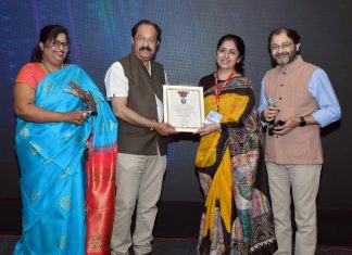 डॉ. डॉली मेहरा फेडरेशन ऑफ ऑब्सटेट्रिक एंड गाइनेकोलॉजिकल सोसाइटी ऑफ इंडिया (FOGSI) के चैंपियन अवार्ड से सम्मानित…
