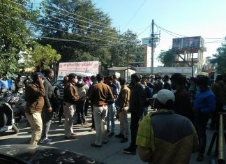रतलाम के बीच बाज़ार में चली गोली, जानिए क्या है मामला…