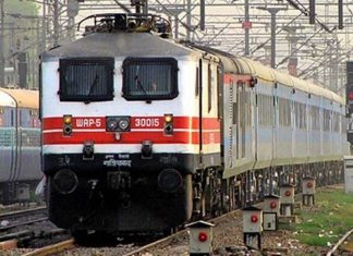 20 जोड़ी गाडि़यों में अस्थाई रूप से अतिरिक्त कोच की सुविधा