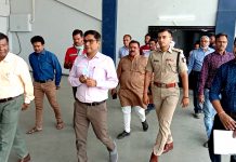 कलेक्टर कुमार पुरुषोत्तम के साथ पुलिस अधीक्षक अभिषेक तिवारी ने किया नेहरु स्टेडियम एवं महलवाडा का भी निरीक्षण…