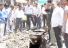 कलेक्टर नरेंद्र सूर्यवंशी दोपहर में शहर निरीक्षण के लिए निकले, नगर निगम की सड़कों का निर्माण देखा…