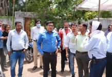 कलेक्टर कुमार पुरुषोत्तम ने त्रिवेणी क्षेत्र में सब्जी विक्रेताओं की व्यवस्था का किया निरीक्षण…