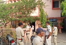न्यू रोड स्थित मकान में एक व्यक्ति की लाश मिलने की सूचना, पुलिस कर रही है तफ्तीश..
