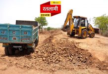 03 जेसीबी मशीन और 03 ट्रैक्टर ट्रॉली और 01 डंपर जप्त