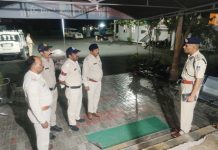 डीआईजी सक्सेना द्वारा मंदसौर एवं नीमच के पुलिस थानों का किया आकस्मिक निरीक्षण…