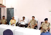 आलोट जनपद पंचायत में निर्वाचन तैयारियों के मद्देनजर कलेक्टर-एसपी आलोट पहुंचे
