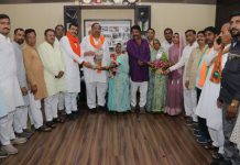 विधायक काश्यप द्वारा नवनिर्वाचित जिला पंचायत अध्यक्ष लाला बाई का किया स्वागत…
