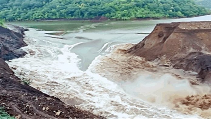 21_08_2022-dhar_demo_dam_og