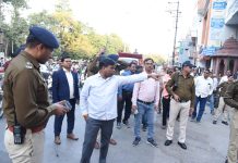 जानिए आखिर क्यों रतलाम कलेक्टर सूर्यवंशी को उतरना पड़ा सड़को पर?