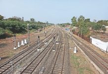 नीमच रतलाम ब्रॉड गेज लाइन दोहरीकरण संयुक्त सर्वेक्षण सात दिवस में पूर्ण करने के निर्देश कलेक्टर ने बैठक में दिए….