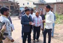 कलेक्टर जनसुनवाई में उजागर हुआ बड़ा मामला, पंचायत की राशि से निजी सड़क बनवा ली, मौके पर पहुँचे कलेक्टर सूर्यवंशी…