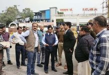 एक्शन में प्रशासन – फ्रीगंज क्षेत्र का निरीक्षण कर अतिक्रमण हटाने के निर्देश…
