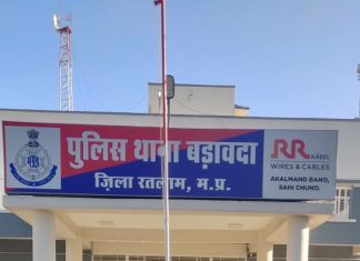 पुलिस की त्वरित कार्यवाही, मोबाईल लूट कर भागने वाले तीनों आरोपीयों को मात्र 5 घंटे में पकड़ा…