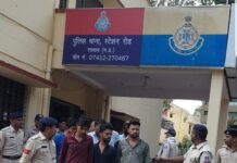 रतलाम पुलिस जुआरियों का पैदल जुलूस निकाल कर ले गई एसडीएम कोर्ट…