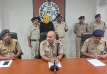 बस स्टैंड पर पुलिस ने युवक को अवैध मादक पदार्थ के साथ किया गिरफ्तार, जानिए क्या है मामला….