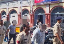 थाना माणकचौक पुलिस व्दारा अवैध रुप से एमसीएक्स का सट्टा करने वालो के विरुद्ध कार्यवाही