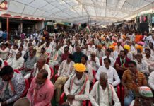 राजा महाराजा बिक गए लेकिन गरीब नहीं बिका, आज हमारे साथ खड़ा है – पूर्व मुख्यमंत्री दिग्विजयसिंह
