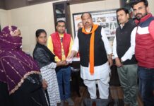 तत्पर भारती द्वारा शिविर में आए सिकलिंग पॉजिटिव मरीजों को दवाइयां उपलब्ध कराई गई….