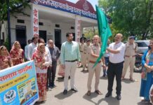 कलेक्टर बाथम ने धराड में मतदाता जागरूकता रैली को दिखाई हरी झण्डी