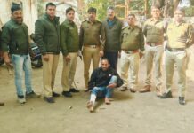 चाकूबाजी करने वाले बदमाश भोला उर्फ मोनू पाटीदार पर रासुका के तहत की गई कारवाई, शहर में निकाला जुलुस…