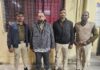 पवन चक्की प्रोजेक्ट में निवेश करने व लोन दिलाने के नाम पर 02 करोड़ 17 लाख रुपए की धोखाधड़ी कर विदेश फ़रार होने वाले आरोपी को रतलाम पुलिस ने किया गिरफ्तार